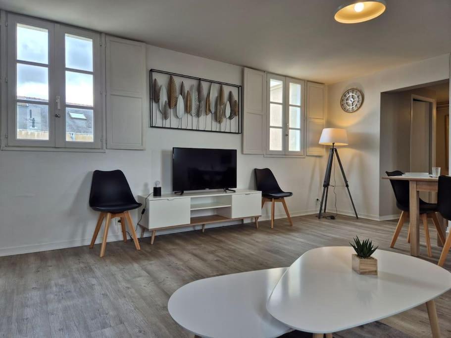 Les Carmes Apartment Angers Ngoại thất bức ảnh