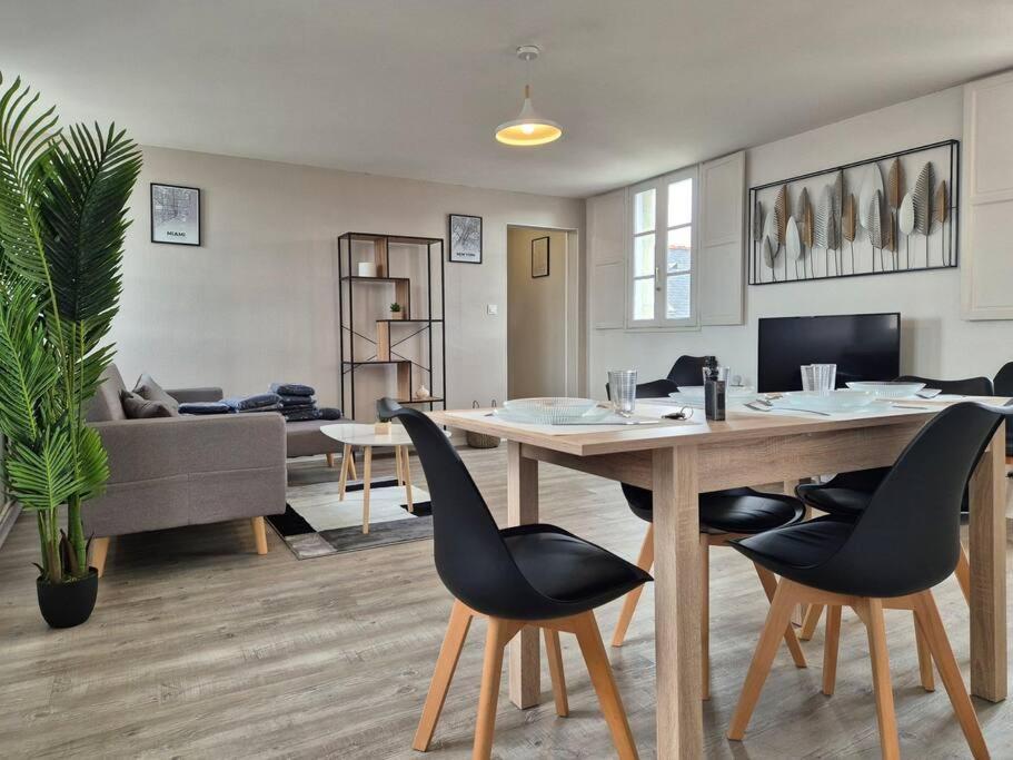 Les Carmes Apartment Angers Ngoại thất bức ảnh